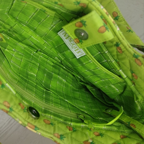 MaggiB Pineapple Lime Green Hand Bag🍍 - Picture 2 of 6